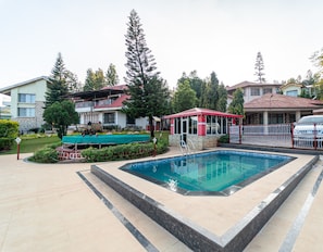 Piscina externa