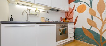 Flowers on Navigli - Luxury Trilo