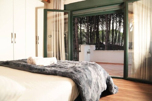 The Beachfront Villa by PikHost