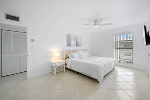 Familie appartement, 3 slaapkamers | 3 slaapkamers, reisbedje, gratis wifi, beddengoed