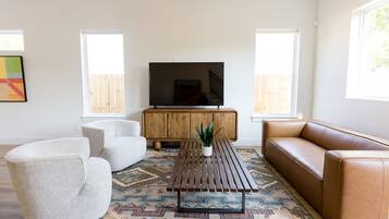 Smart TV, music library