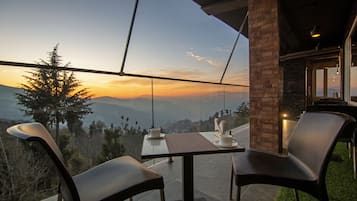 Premium Double Room, Non Smoking, Balcony | Balcony