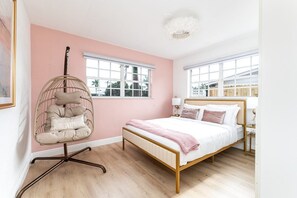 5 Schlafzimmer, kostenloses WLAN, Bettwäsche