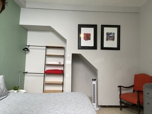 1 bedroom, WiFi - Room 2 at Roma Norte: Queen Size Bed (Cuauhtémoc)
