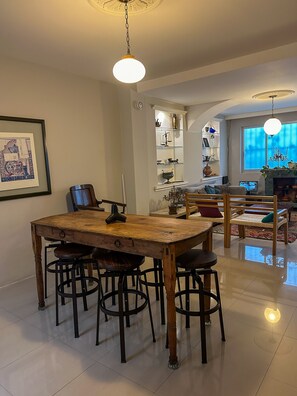 Dining - Room 2 at Roma Norte: Queen Size Bed (Cuauhtémoc)