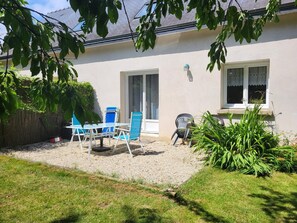 Outdoor dining - La Horen - Plerin - Gîte (PLERIN)