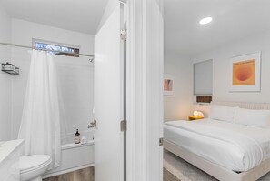 Classic Apartment - Cozy Oasis in the heart of Capitol Hill (Seattle)