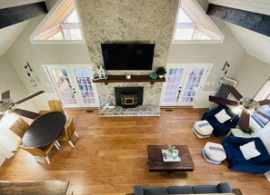 Smart TV - Our Happy Place with a view on Lake Sinclair (Milledgeville)