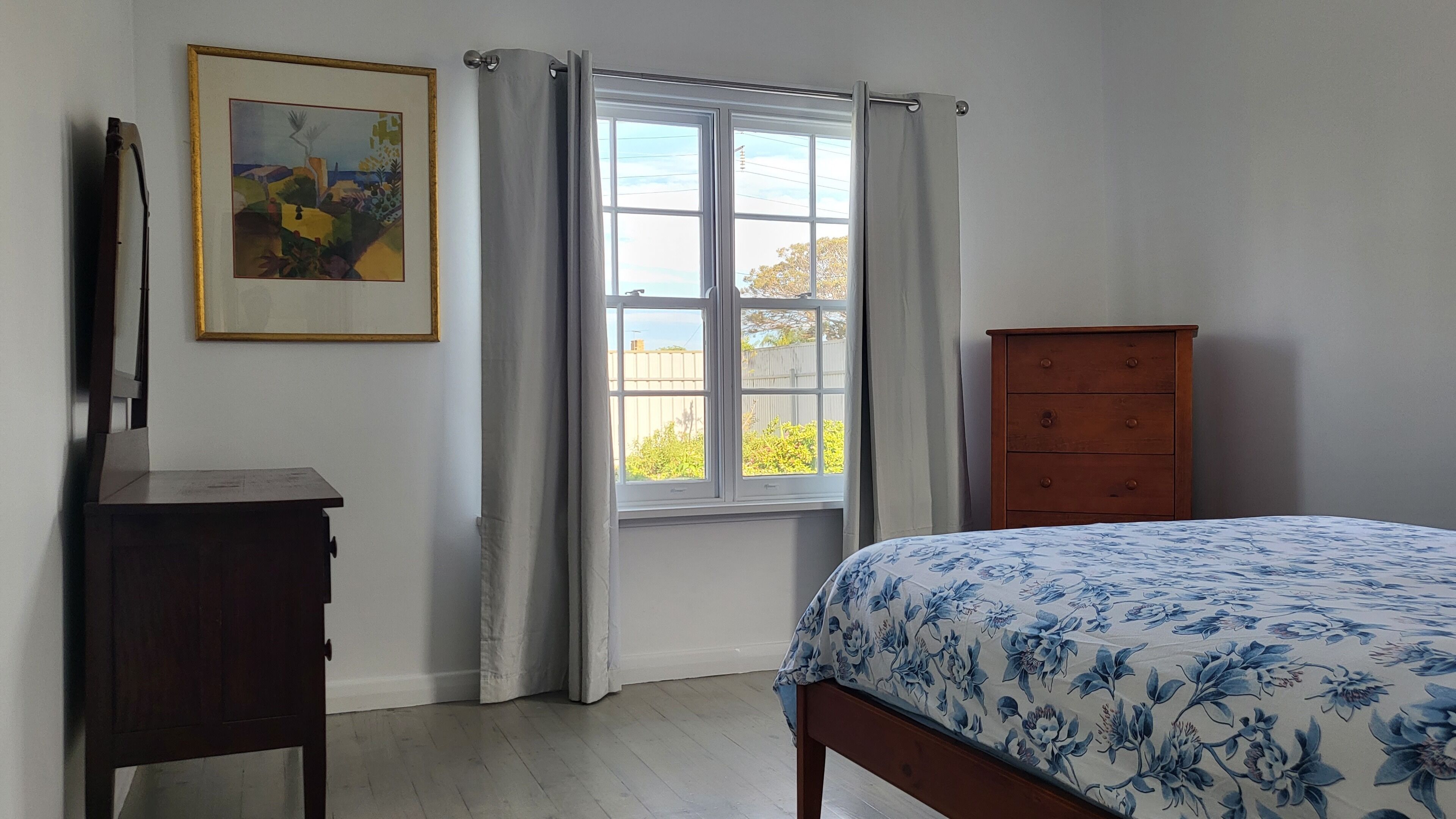 3 bedrooms, iron/ironing board, travel crib, free WiFi