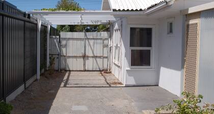 Cosy, affordable whole 3Bed house, ideal for a large family and pet friendly!