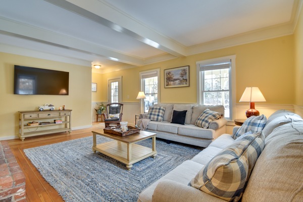 Bethlehem Vacation Rental | 4BR | 2BA | 2,400 Sq Ft | 2 Steps Required