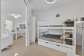 Bloc d'apartaments Deluxe | 2 dormitoris, escriptori i espai de treball apte per a portàtils