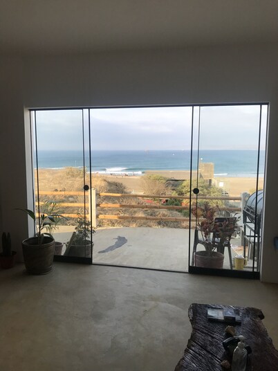Confortable room with the best beach view in all Lobitos 