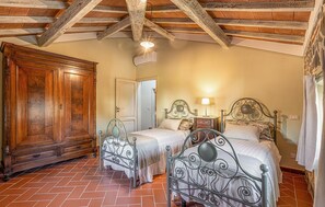 5 slaapkamers, reisbedje, gratis wifi