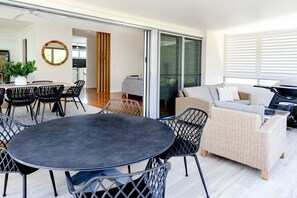 تناول الطعام