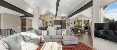 Casa (5 Bedrooms) | Vista frontal de la propiedad