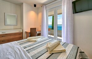 3 chambres, lit parapluie, Wi-Fi gratuit, draps fournis