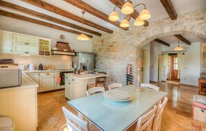 Fridge, microwave, oven, dishwasher - Pet friendly home in Sveti Lovrec (Sveti Lovrec)