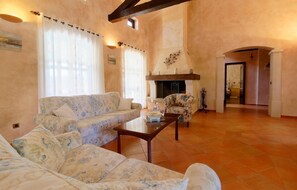 TV, fireplace, DVD player, foosball - Nice home in Porec with sauna (Porec)