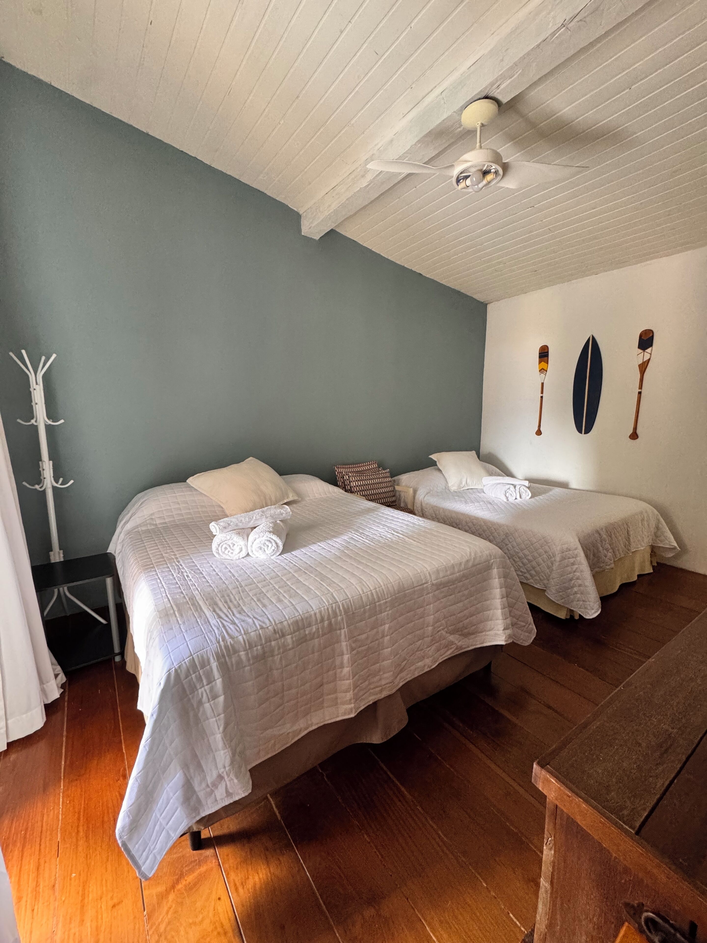 3 chambres, fer et planche à repasser, Wi-Fi gratuit