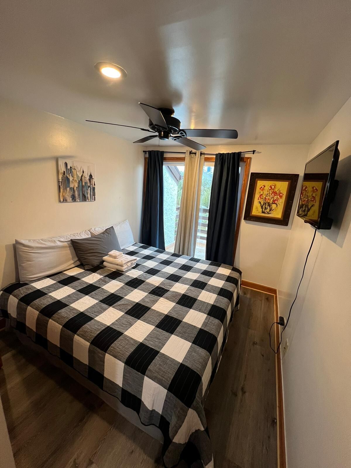 3 makuuhuonetta, Wi-Fi