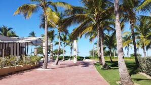 Unclassified image, 5 of 19, button - Condominio Blue Beach (Punta Cana)