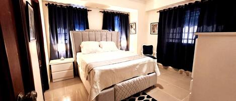 Apartment, 3 Bedrooms, Accessible, Smoking