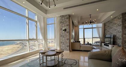 Spacious two bedroom apartment with beautiful view of the city and the sea!