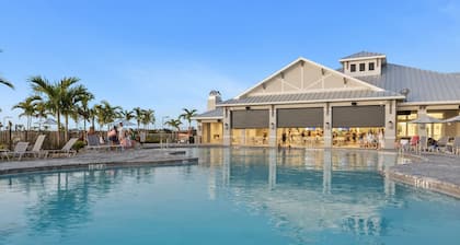 Luxury living in a gorgeous modern rental with access to Pool, Gym and more.