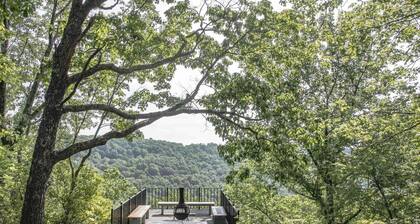 Cabin by the Bluff