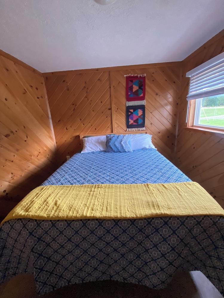 Convenient, affordale, "base camp" for Maine's MidCoast nature