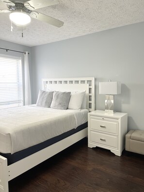 3 Schlafzimmer, Bügeleisen/Bügelbrett, WLAN, Bettwäsche