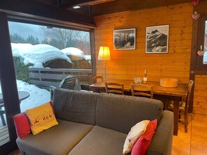 TV, fireplace - Clos du Chantey Moury by Interhome (Argentière)