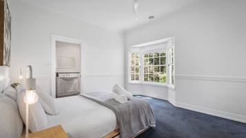 Casa Deluxe | 4 habitaciones, ropa de cama de alta calidad y escritorio