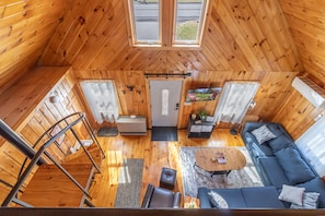 Smart TV - Cozy Cabin by the Creek - 7 Miles from Acadia National Park! (Trenton)