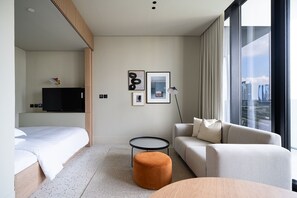 1 slaapkamer, een strijkplank/strijkijzer, gratis wifi, beddengoed