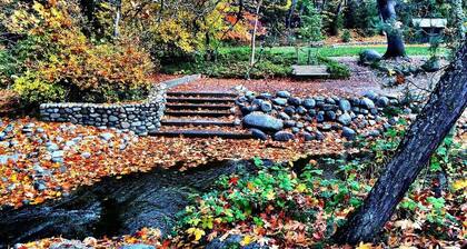 Charming house two blocks from downtown Ashland
