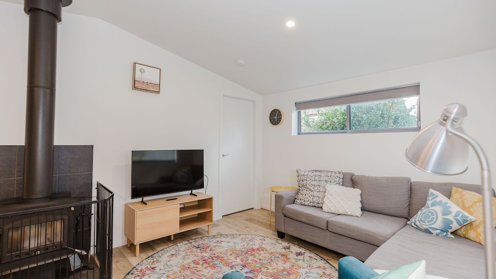 32 Munyang Cottage - Charming 2 Bedroom Cottage - Jindabyne