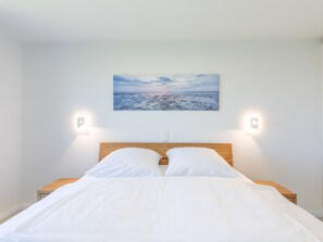 2 slaapkamers, een strijkplank/strijkijzer, wifi