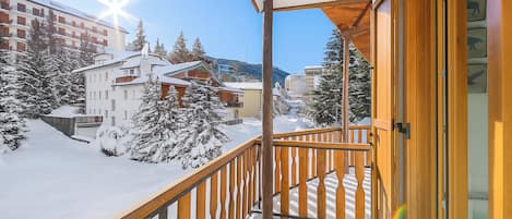 숙박 시설 구내