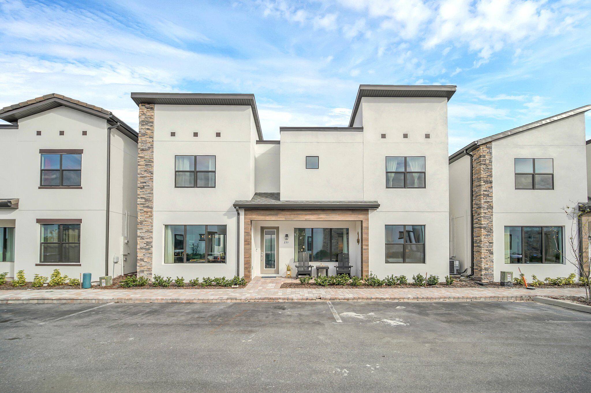 Modern Family Villa Close To Disney