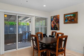 Dining - Hip Stay - Art, Roomy, Big Patio (Austin)
