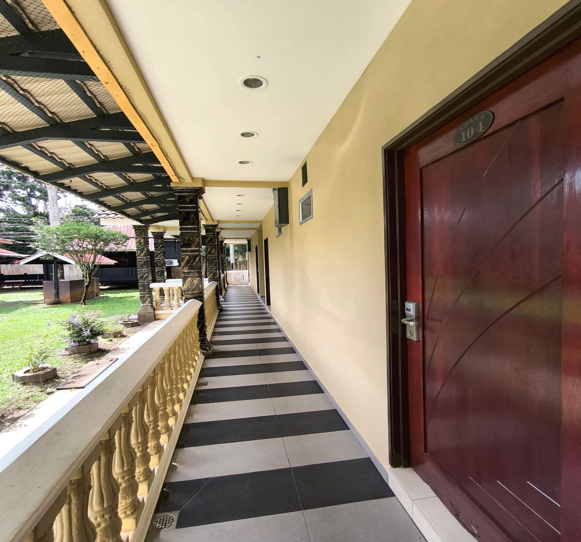 2 Star Hotels
