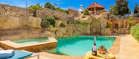 Family Apartment, Multiple Bedrooms, 2 Bathrooms (Villa & Pool 2 Mellieħa Bay Retreat) | Pool | Seasonal outdoor pool