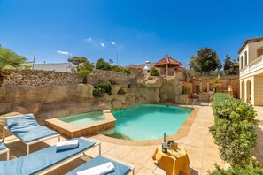 Family Apartment, Multiple Bedrooms (Villa & Pool 3 Mellieħa Bay Retreat) | Pool