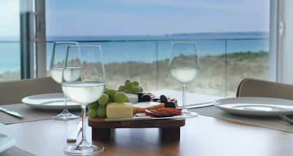 Oceanview Escape - Luxury New Beachfront Haven w/Hot Tub!