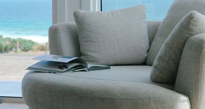 Oceanview Escape - Luxury New Beachfront Haven w/Hot Tub!