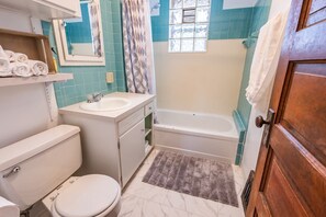 Dusche, Handtücher, Seife, Shampoo