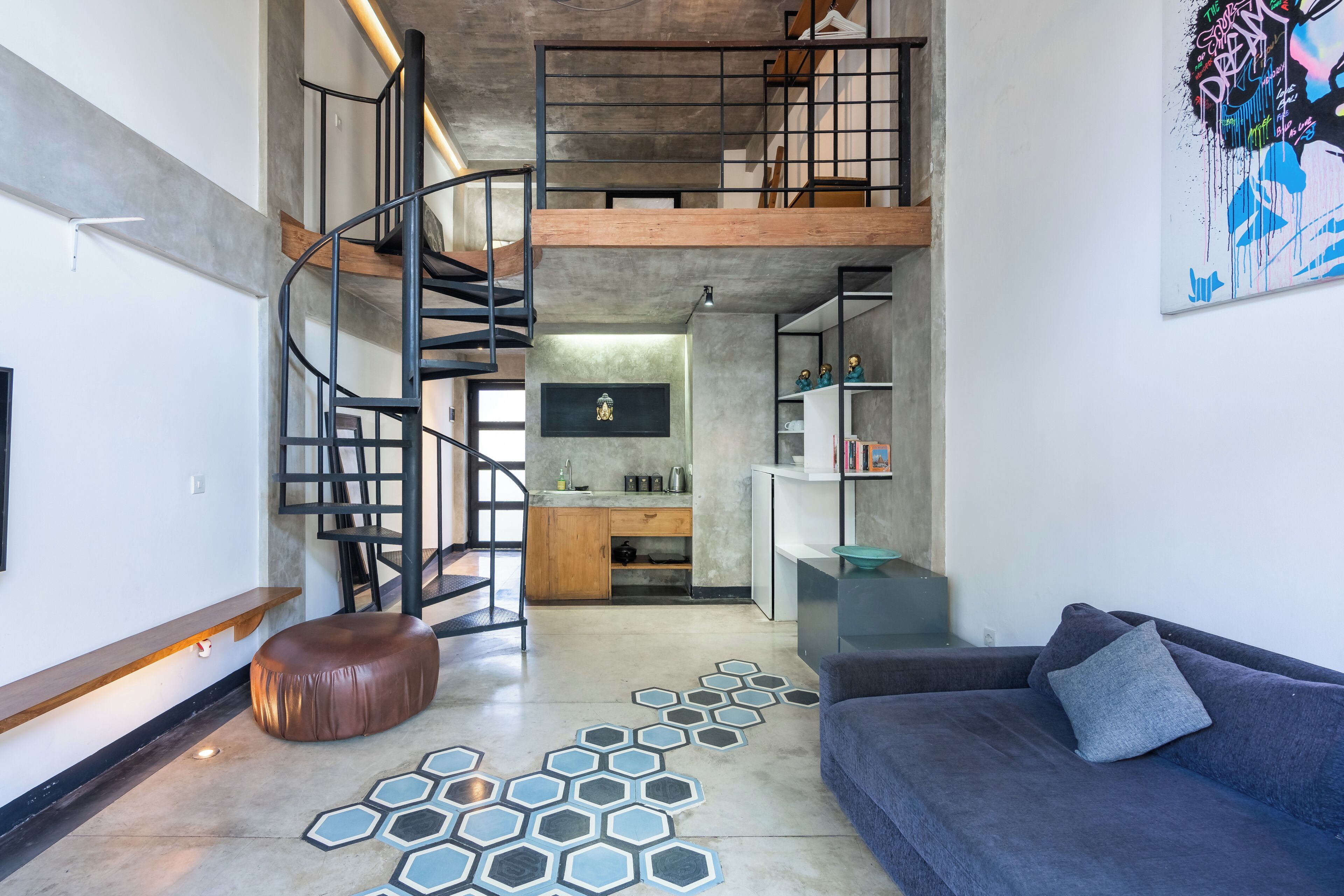 Loft | Living area | 32-inch Smart TV with cable channels