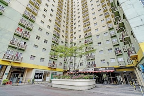 Exterior - Hotel O Metro Suites Apartment By Goodvibes (Bandung)